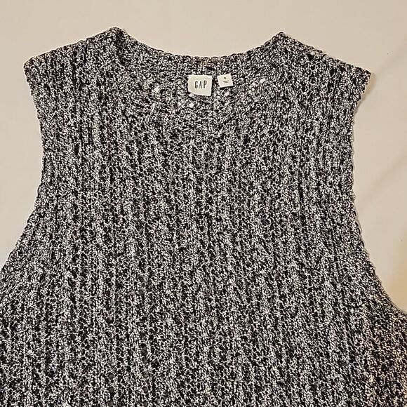 Gap Sleeveless sweater xl - Picture 2 of 6